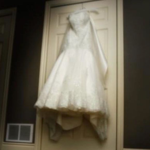 Morilee wedding dress size 4 - Picture 7 of 8